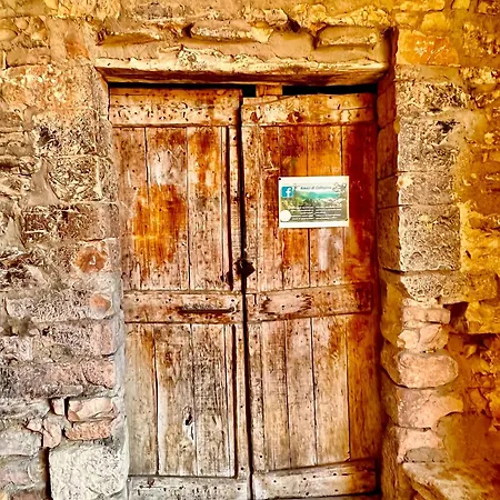 Casa de Férias A Passo Lento Nel Castello Di Collepino - Spello