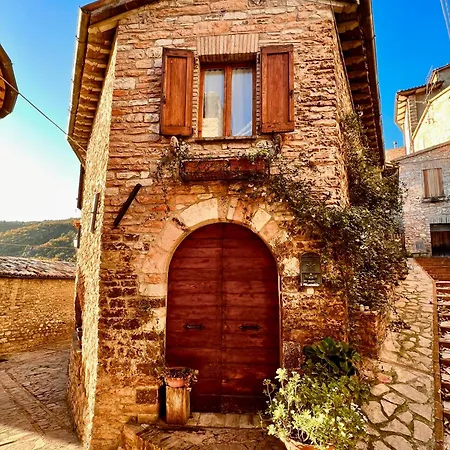 Casa de Férias A Passo Lento Nel Castello Di Collepino - *
