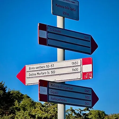 Feriehus A Passo Lento Nel Castello Di Collepino - Spello