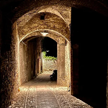 Casa de Férias A Passo Lento Nel Castello Di Collepino - Spello